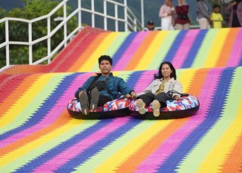Rainbow Slide Batu Ekonomis Park