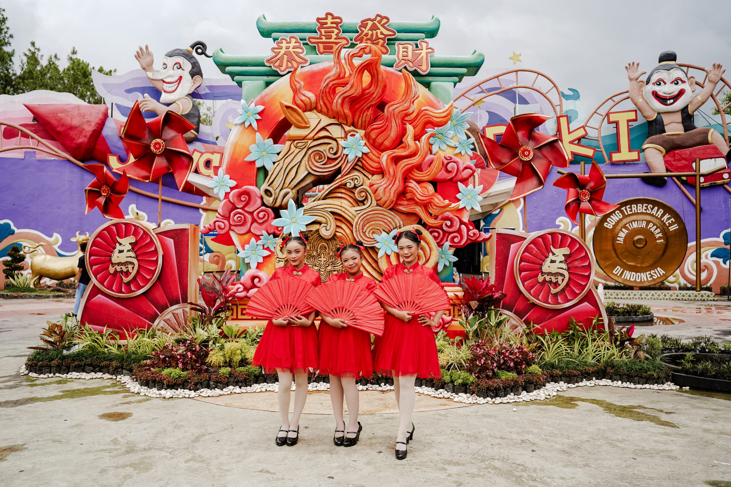 Jawa Timur Park 1 Special Chinese New Year Performance