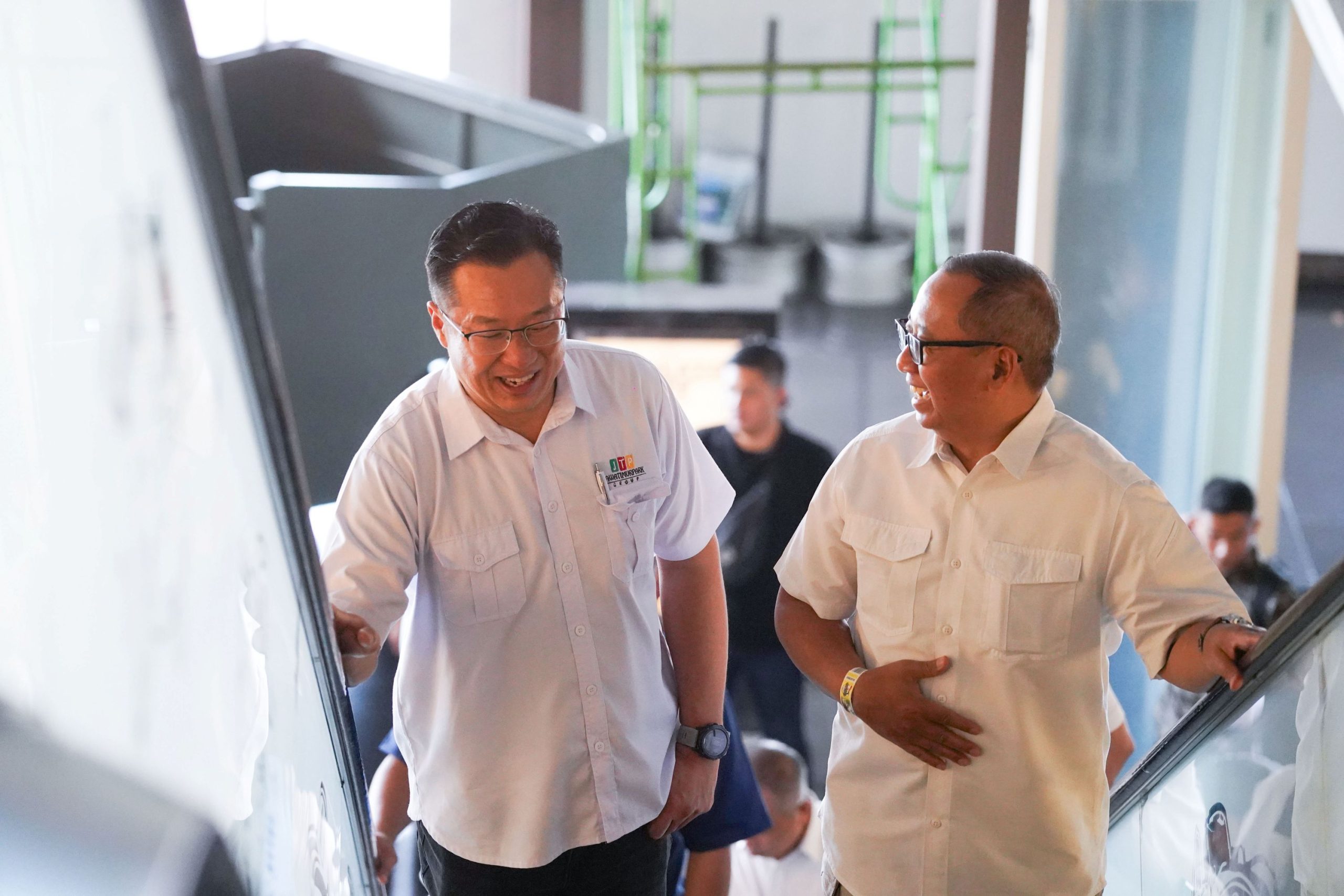 Rio Imam Sendjojo, Staf Ahli Jawa Timur Park Group Menyampaikan Apresiasi Atas Kunjungan Sekretaris Kementerian Sekretariat Negara Republik Indonesia