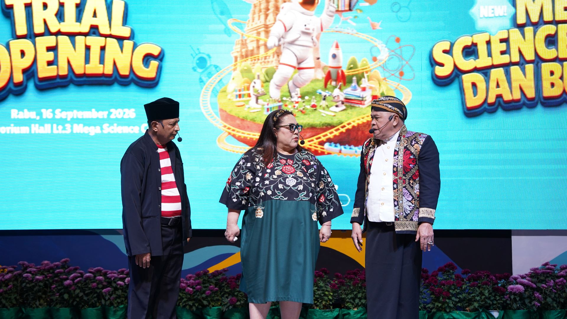 Dihadiri Oleh Tiga Legenda Srimulat, Yaitu Nunung, Kadir, Dan Kirun, Untuk Mengenalkan Warisan Komedi Indonesia Ke Ruang Edukasi.
