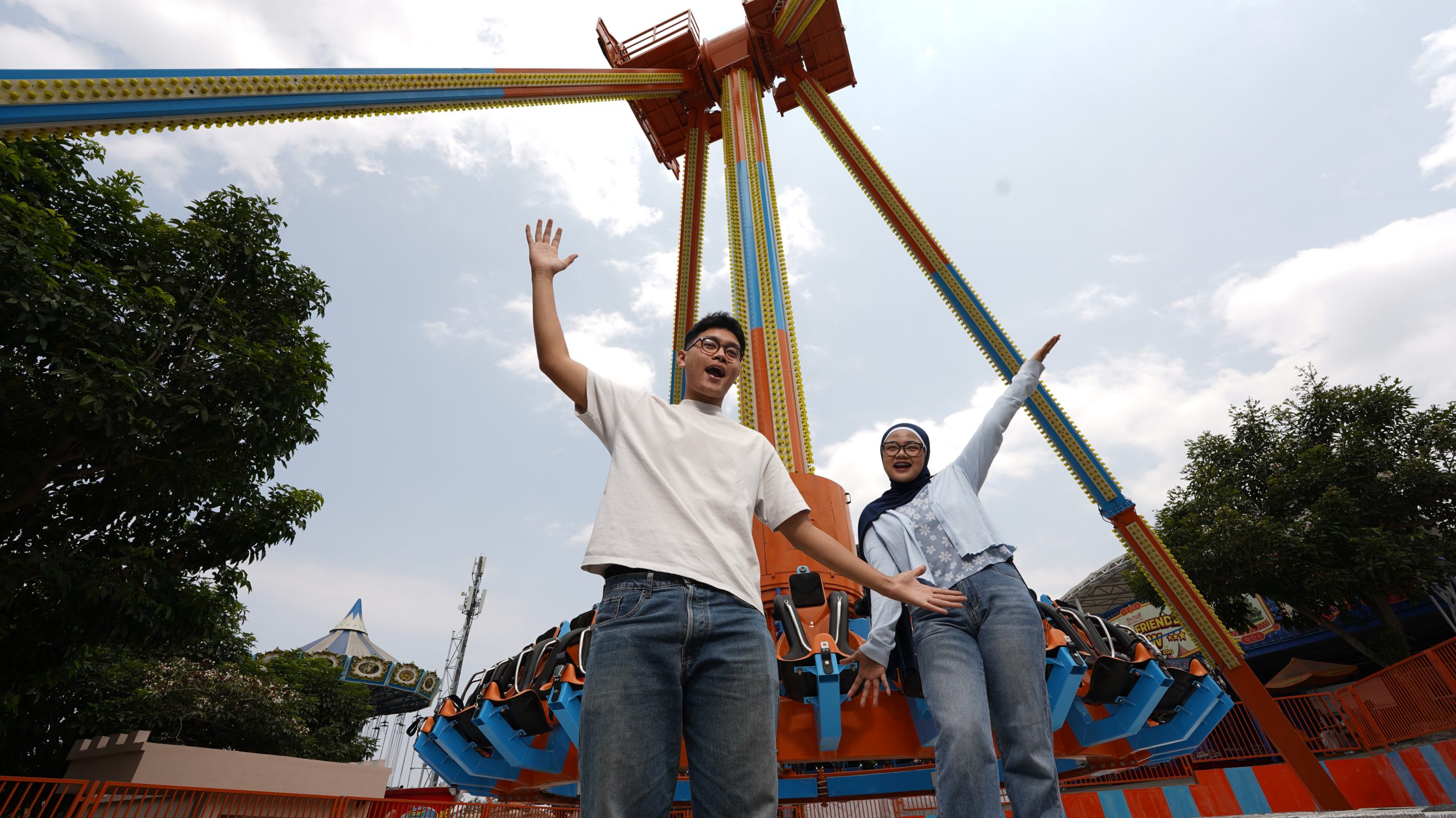 Giant Pendulum