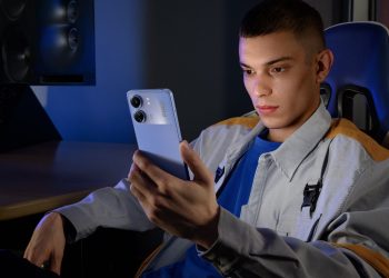 Watching Video With POCO