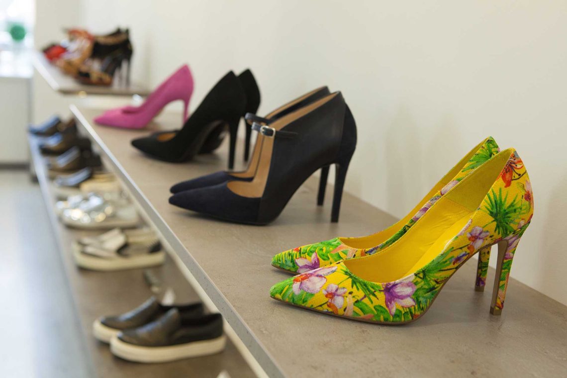 Beda Kaki, Beda Heelsnya