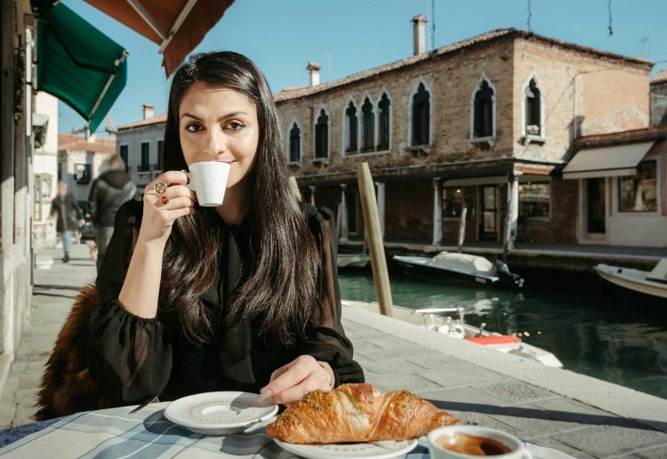 Kebiasaan pagi di Italia, kopag!