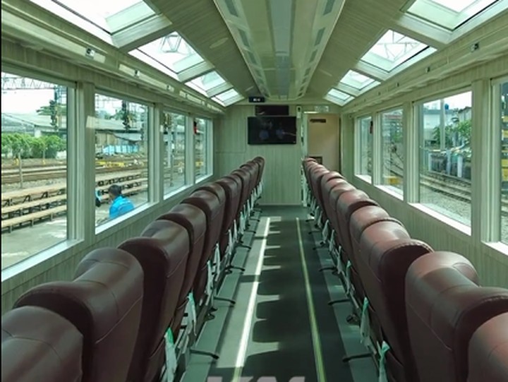 Kursi dapat diputar menghadap jendela, memberi pengalaman unik (Haibunda)