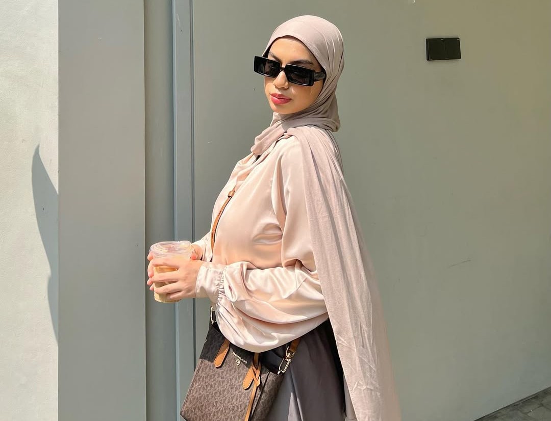 Style hijab berbahan kaos ala influencer adiva.selsa