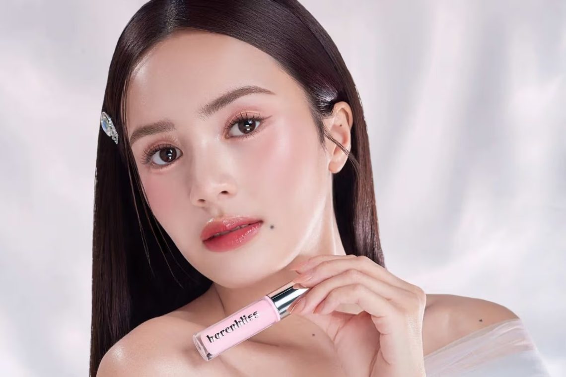 wajah yang fresh seperti baru mandi, bersih, glowing, dan pastinya natural