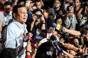 Wawancara 7 Jurnalis VS Prabowo Transparansi atau Pencitraan