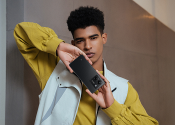 POCO ngeluarin Cheat Sheet yang bakal bikin aturan main pasar smartphone jadi heboh total