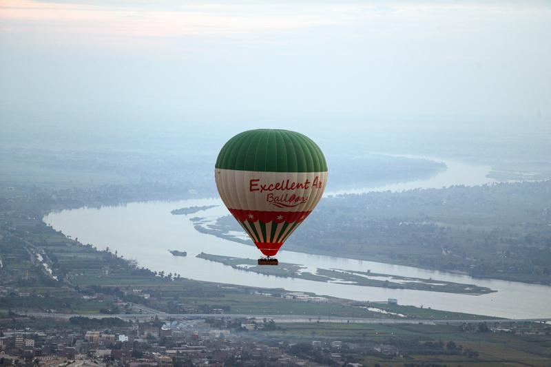 EGYPT LUXOR HOT AIR BALLOON TOURISM