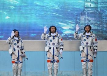 Astronaut Shenzhou 23 Kirim Salam Festival Pertengahan Musim Gugur Dari Luar