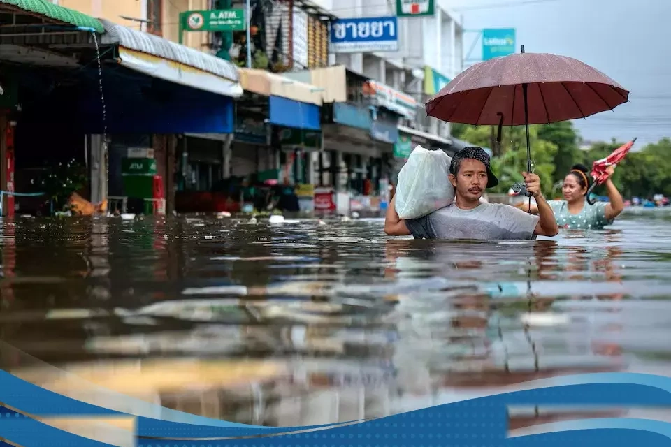 Bencana Banjir Parah Memaksa Pemerintah Thailand Meliburkan Pns Dua Hari