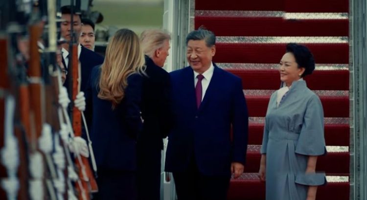 Daftar Hitam Gedung Putih Bayangi Liputan Pertemuan Xi Jinping Dan
