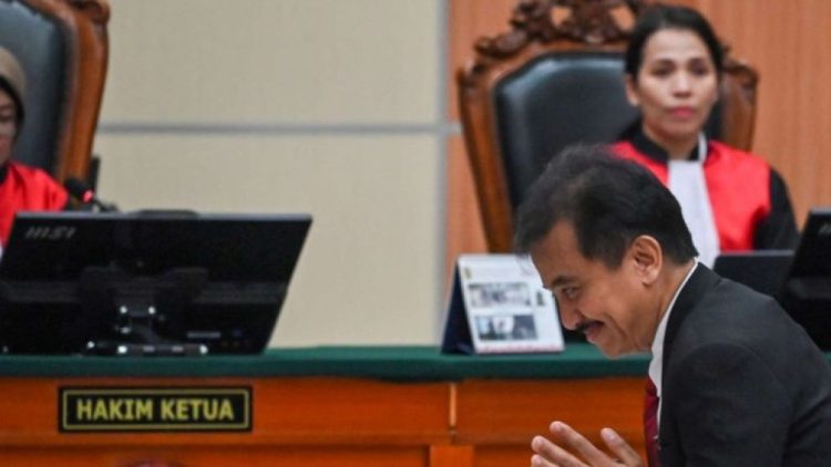Didakwa Fitnah Jokowi Soal Ijazah Palsu Begini Perjalanan Kasus Roy