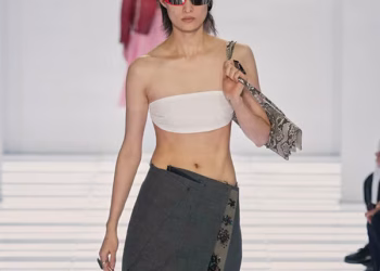Direktur Pembelian Harrods Puji Koleksi Prada Di Milan Fashion Week
