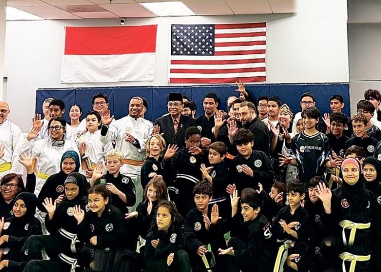 Indroyono Soesilo Perjuangkan Pencak Silat Tampil Di Olimpiade Los Angeles