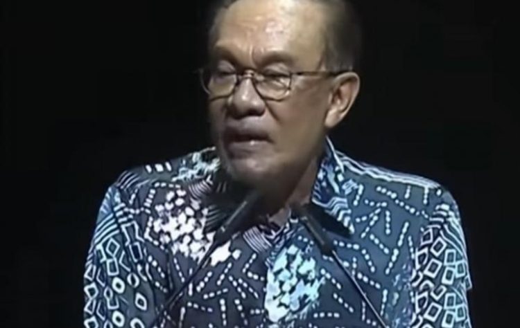 Istri Mahathir Mohamad Meninggal Dunia Pm Anwar Ibrahim Sebut Malaysia