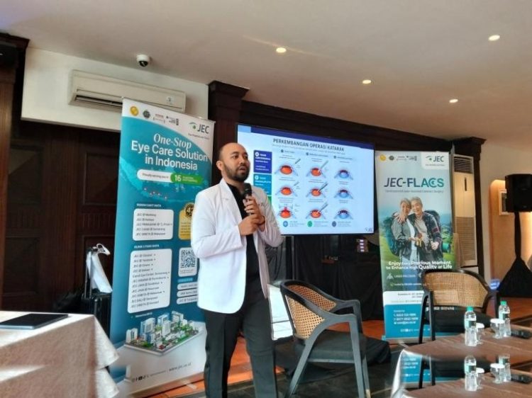 Jec Imbau Pasien Operasi Katarak Utamakan Kualitas Penglihatan Dibanding Sekadar