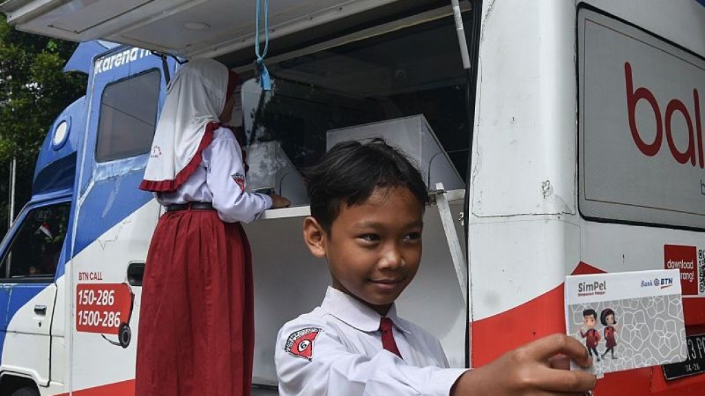 Kuras APBN Rp11 Triliun, Proyek Rekening Massal Dinilai Tak Mendesak saat Fiskal Sulit
