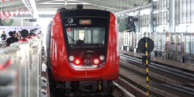 Lrt Kelapa Gading Manggarai Sukses Tembus 100 Ribu Penumpang