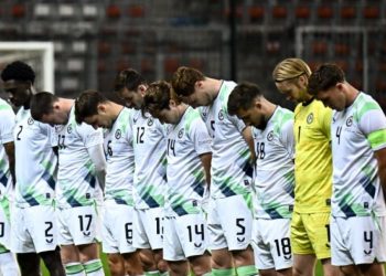 Laga Sepak Bola Irlandia Vs Israel Diwarnai Aksi Tolak Jabat
