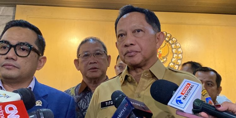 Mendagri Tanggapi Usulan Masa Jabatan Kades Tanpa Batas