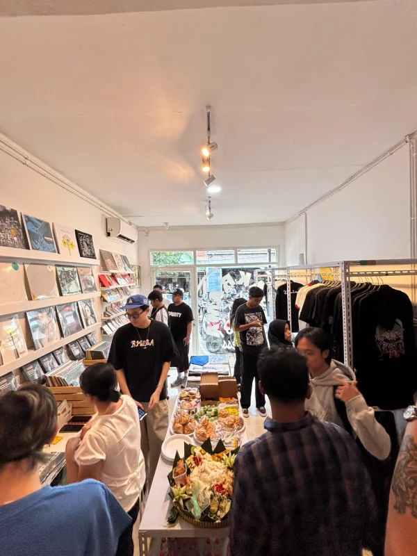 Menjaga Api Rilisan Fisik, Konsistensi Bojakrama Press Merawat Skena Musik Independen dari Panggung Kolektif