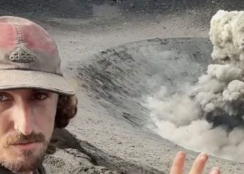 Pemerintah Perketat Pengawasan Wisatawan Dan Kreator Konten Di Gunung Berapi