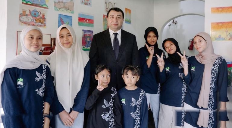 Peringati Remembrance Day Dubes Azerbaijan Ajak Anak Panti Asuhan Kenang