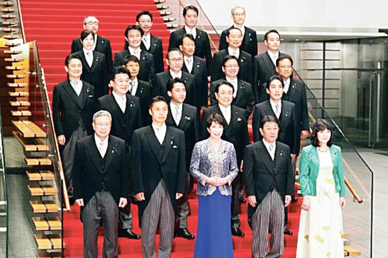 Popularitas Merosot Takaichi Rombak Kabinet Jepang Dan Pertahankan Posisi Menteri