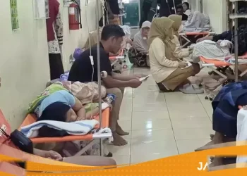 Ratusan Warga Jawa Tengah Diduga Keracunan Makanan Program Makan Gratis