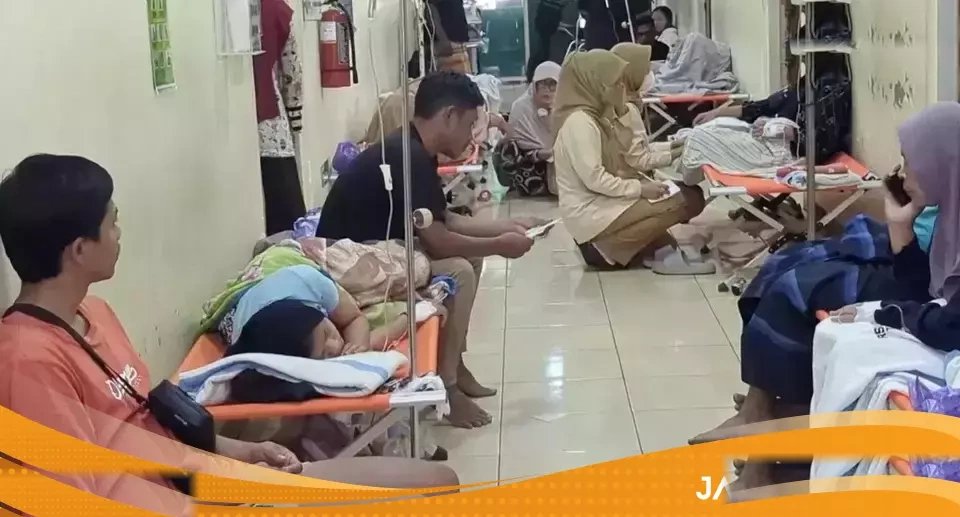 Ratusan Warga Jawa Tengah Diduga Keracunan Makanan Program Makan Gratis