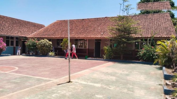 Tingkatkan Kedisiplinan Sdn Mancagar Kuningan Terapkan Sistem Absensi Berbasis Barcode