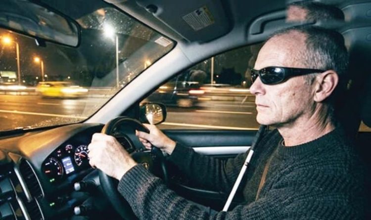 Aksi Nekat Pria Tunanetra Mengemudikan Mobil Sejauh 241 Kilometer Gempar