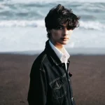 Alee Merawat Memori dan Sepenggal Rindu Melalui Singel Apa Kabarmu?