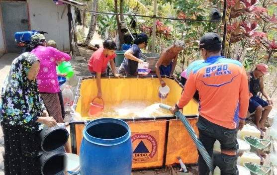 Atasi Kekeringan Parah Di 15 Desa Bpbd Kabupaten Malang Gelontorkan
