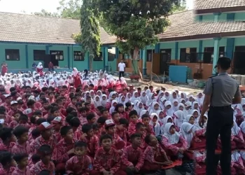Atasi Perundungan Sekolah Polresta Malang Kota Latih Pelajar Keberanian Melapor
