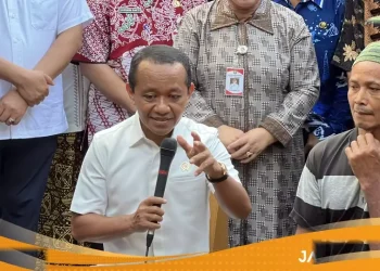 Bahlil Pertimbangkan Hentikan Kontrak Ekspor Gas Demi Utamakan Pasokan Domestik