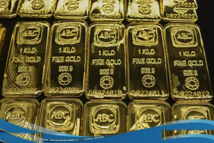 Bayang Bayang Dua Sentimen Negatif Tahan Laju Pemulihan Harga Emas