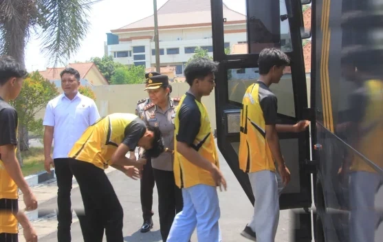 Bidik Emas Kejurprov U-19 Jombang, Kapolres Probolinggo Lepas Tim Voli Andalan