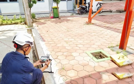 Cegah Gangguan Akibat Petir Kai Perketat Sistem Proteksi Jalur Kereta