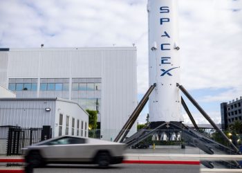 Dewan Komisaris Spacex Dan Tesla Bentuk Komite Khusus Jajaki Rencana