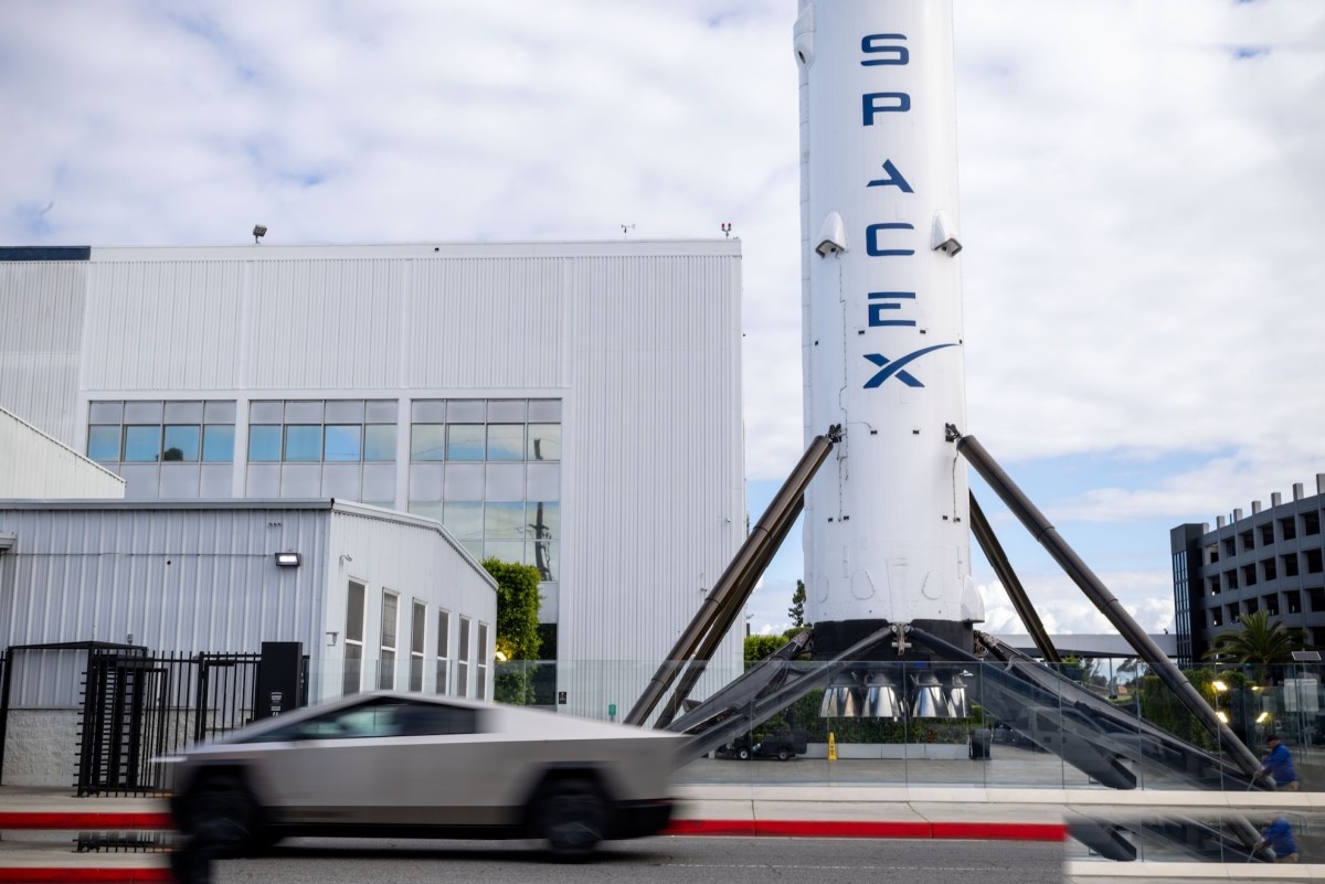 Dewan Komisaris Spacex Dan Tesla Bentuk Komite Khusus Jajaki Rencana