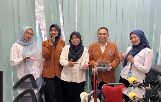 Inovasi Brida Malang Sulap Sampah Daun Kering Jadi Energi Bahan