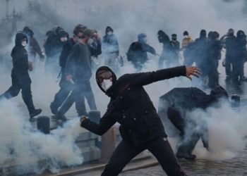 Kemarahan Kaum Muda Memicu Gelombang Demo Massal Menuntut Perubahan Di