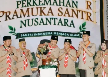 Khofifah Dorong Santri Pramuka Jawa Timur Jadi Benteng Pertahanan Nkri