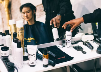 Loreal Professionnel Jadikan Paris Fashion Week Arena Uji Coba Inovasi