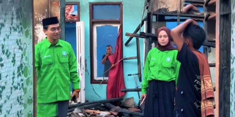 Legislator Pkb Salurkan Bantuan Tanggap Darurat Korban Kebakaran Di Majalengka