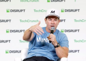 Mark Wahlberg Buka Suara Soal Penggunaan Ai Dalam Film Dan