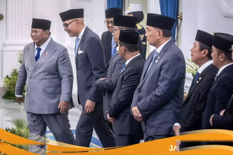 Mayoritas Profesional Beri Rapor Merah Untuk Kinerja Pemerintahan Prabowo